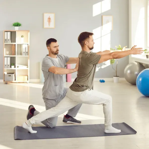 Musculoskeletal rehabilitation session with a home physiotherapist in Dubai