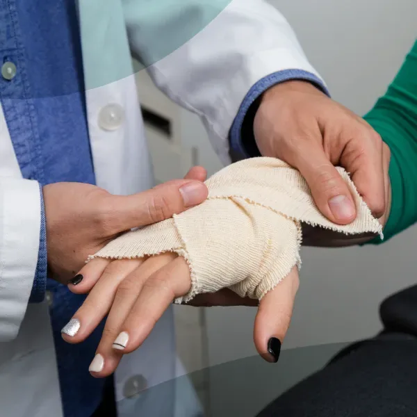 DHA-licensed Vesta Care nurse providing wound care and sterile dressing change at home in Dubai